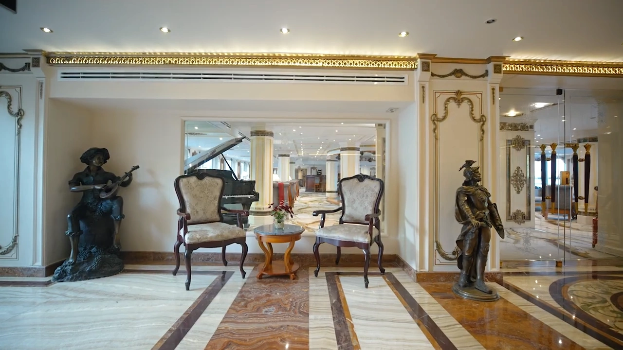 Lobby of the Sonesta St. George I Nile Cruise Ship Nile cruise